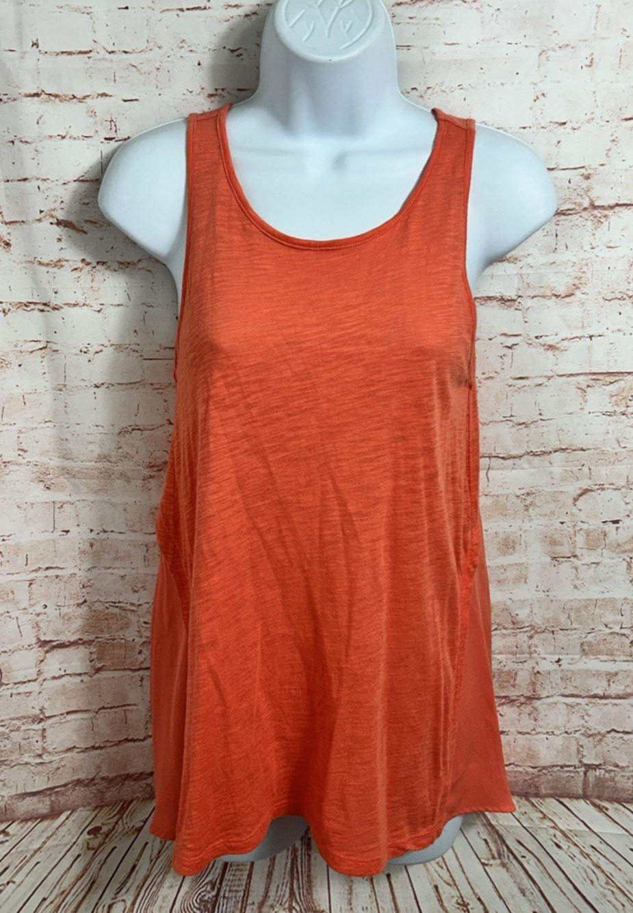 The Limited Orange Cami Blouse Sz XS Loose Chiffon Back Tank Top Sleeveless
